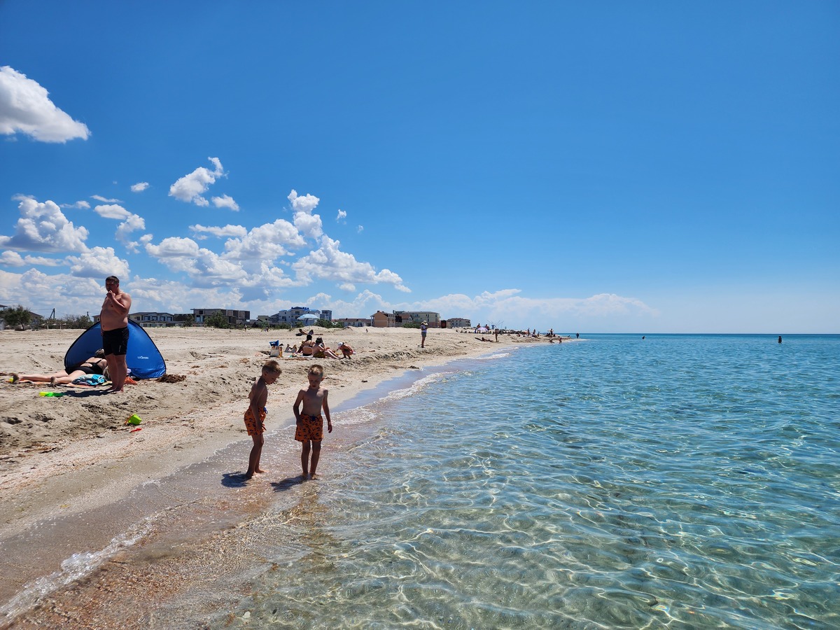 самый лучший песчаный пляж в крыму